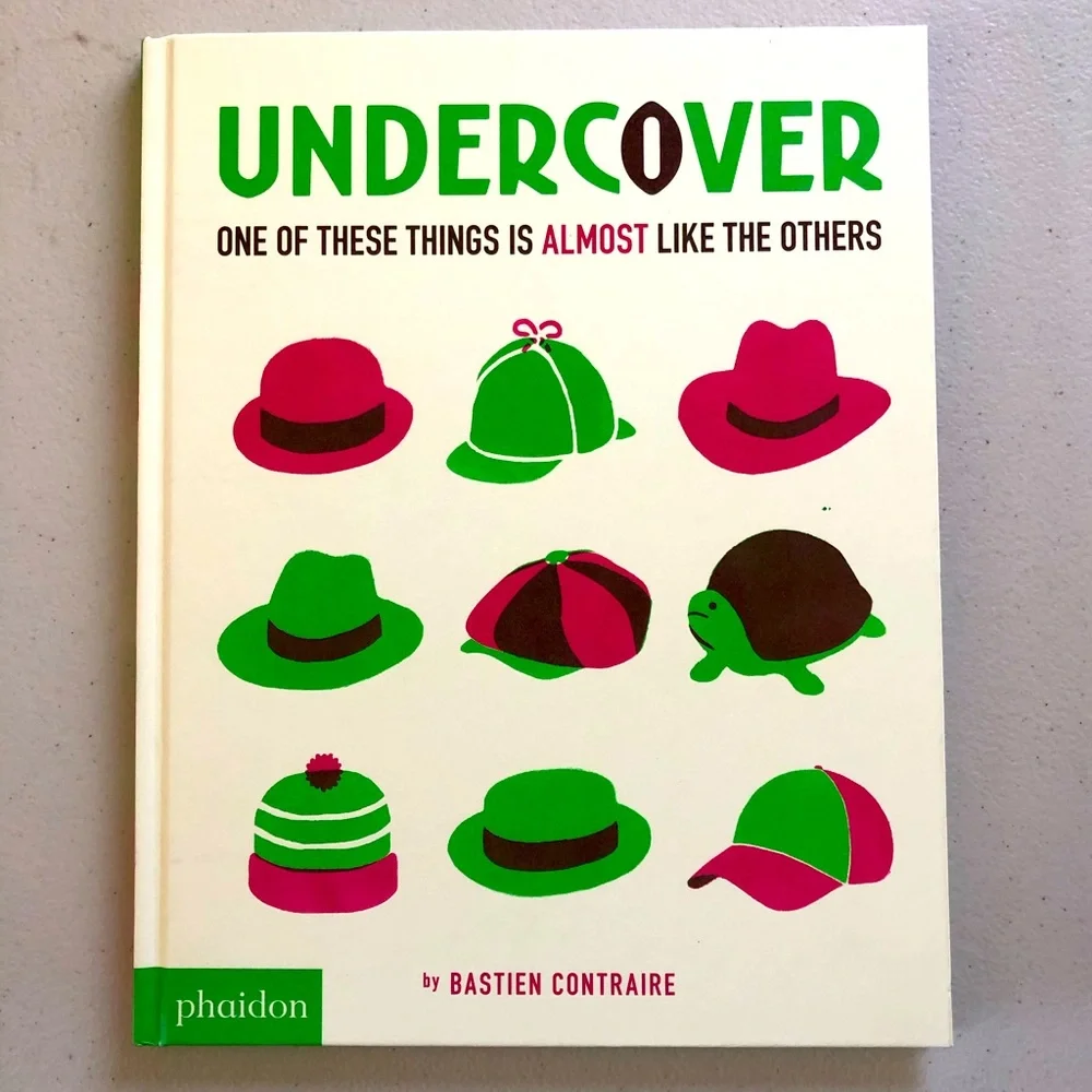 🌵 3/$15 Children’s Book of similarities and differences (see description)